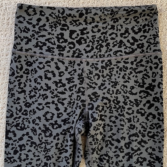 Athleta Pants - Athleta Elation Ultra High Rise Tight Black Animal Print Leggings buttery soft